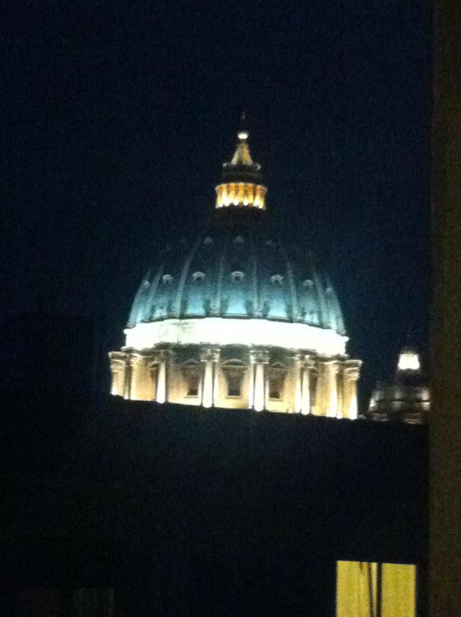 Di Fronte Alla Cupola Roma Dış mekan fotoğraf